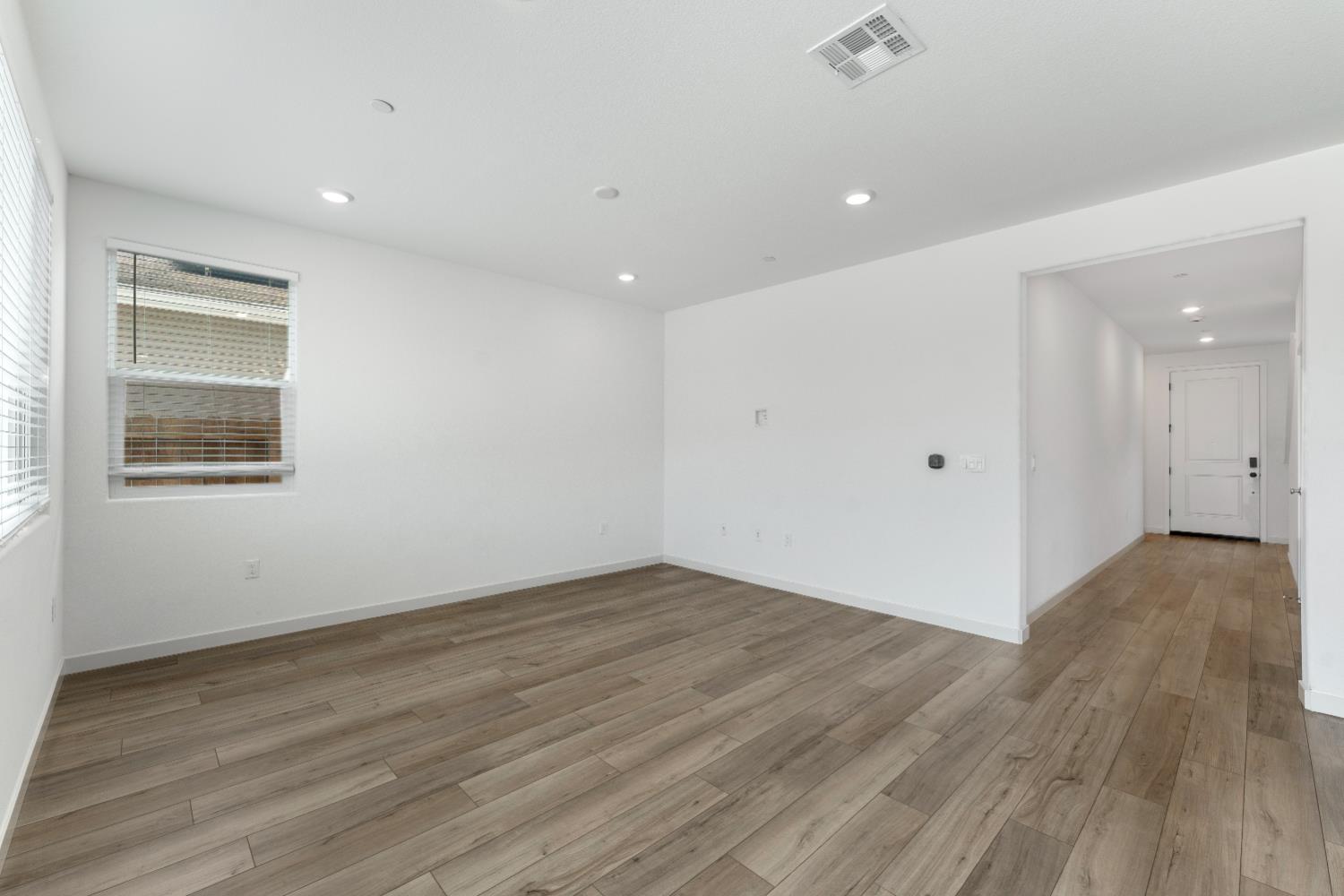851 Rosazzo Ln, Manteca, CA 95337
