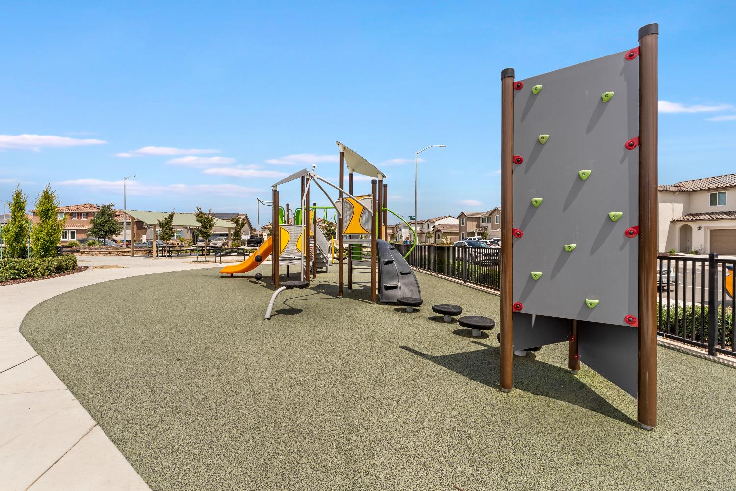 851 Rosazzo Ln, Manteca, CA 95337