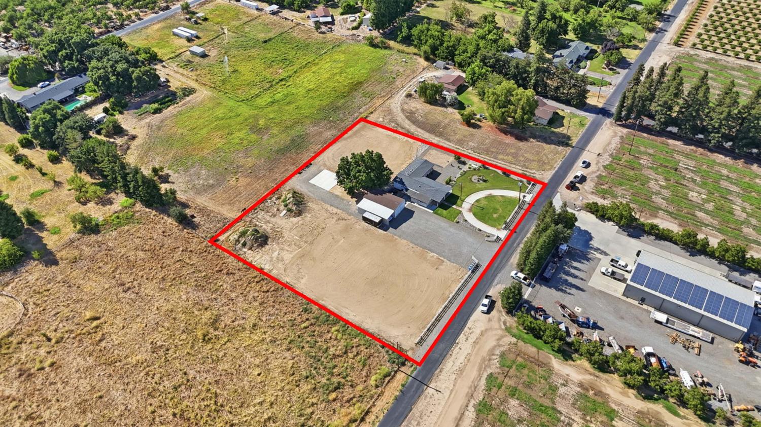 543 S Blossom Rd, Waterford, CA 95386