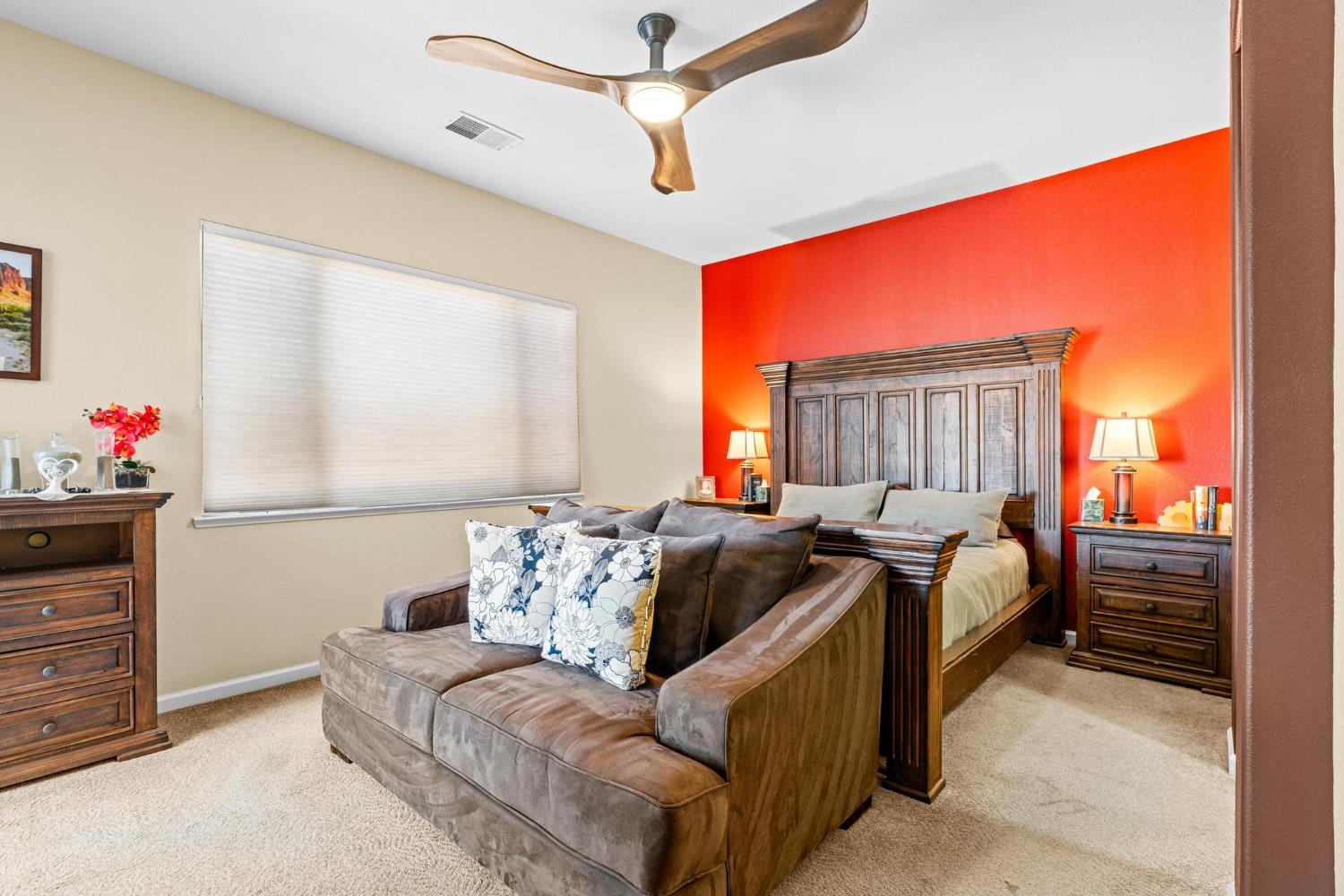 402 Farinelli, Escalon, CA 95320