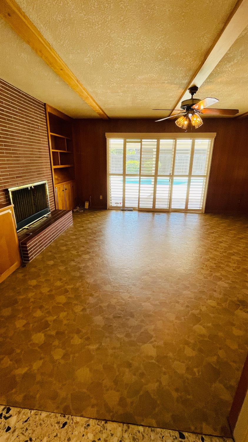 712 Leytonstone Ave, Modesto, CA 95355