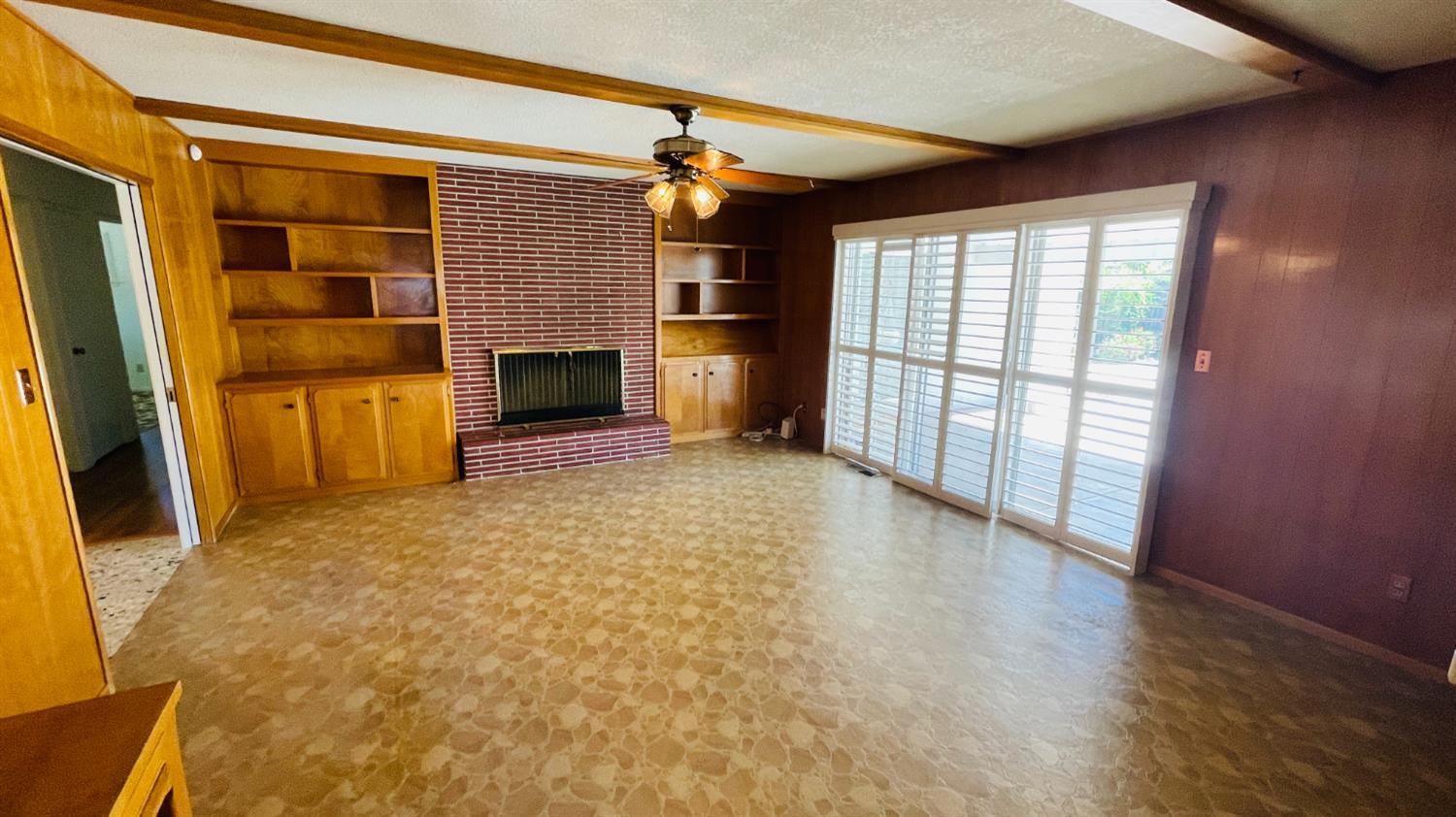712 Leytonstone Ave, Modesto, CA 95355