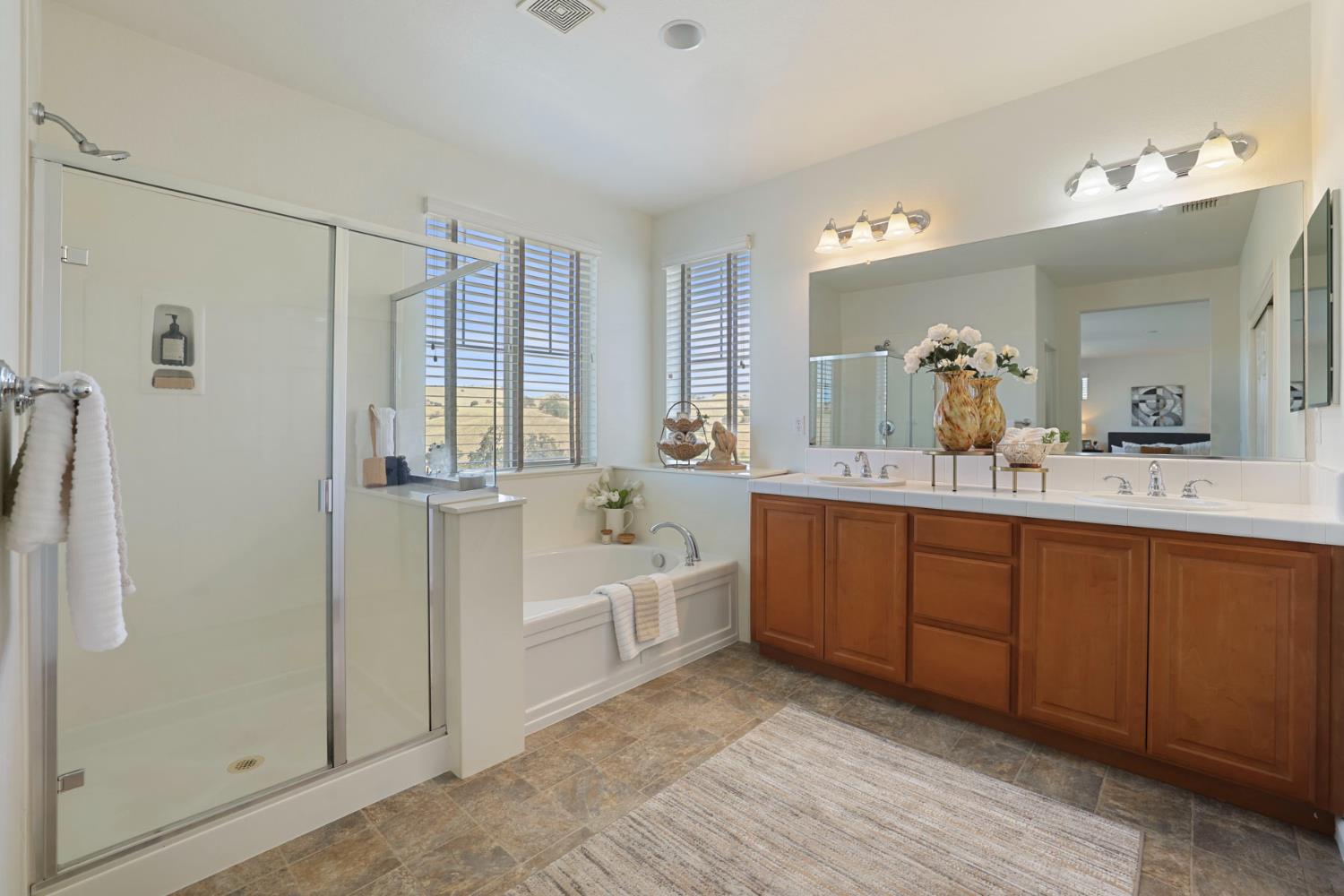 20665 Golf Canyon Ct, Patterson, CA 95363