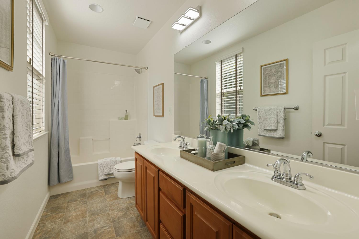 20665 Golf Canyon Ct, Patterson, CA 95363