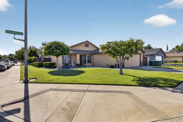 9667 Douglas Ave, Delhi, CA 95315