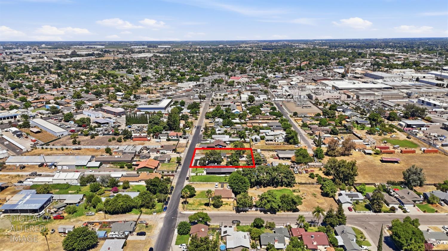 917 9th St, Turlock, CA 95380