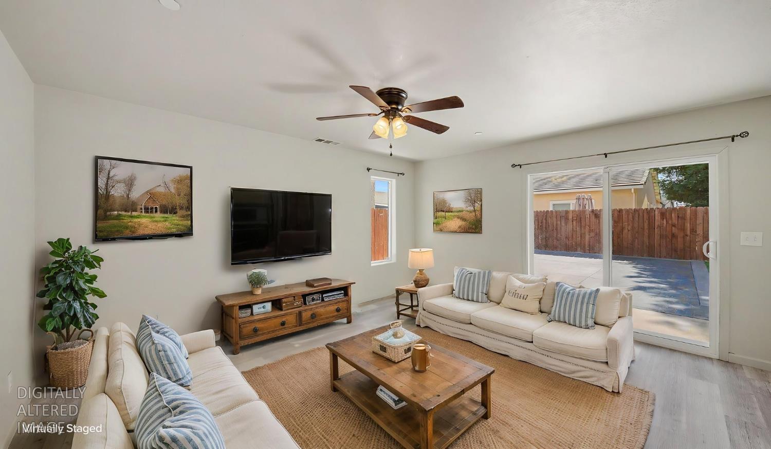5560 Landon Ln, Riverbank, CA 95367