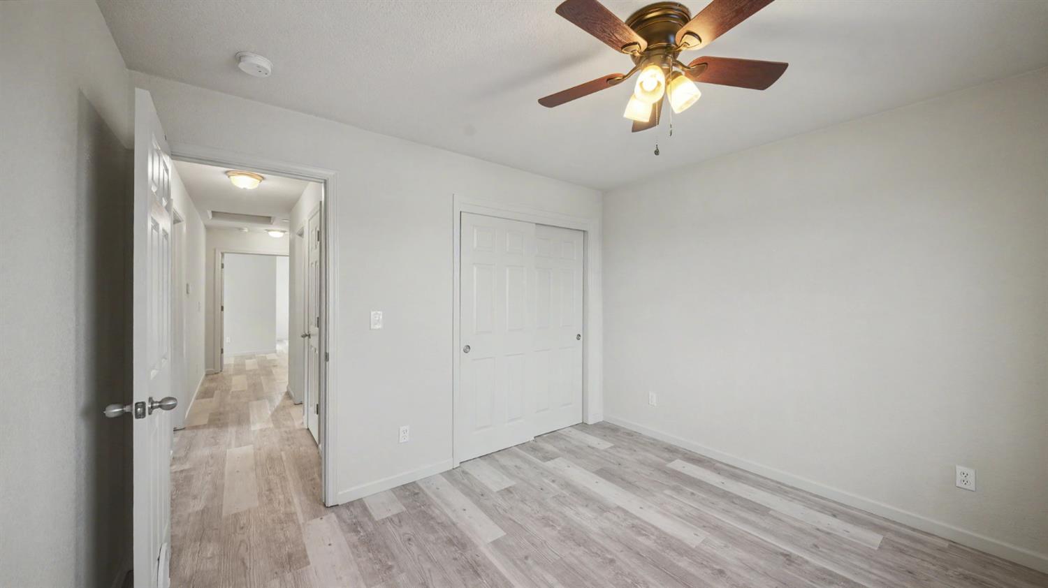 5560 Landon Ln, Riverbank, CA 95367