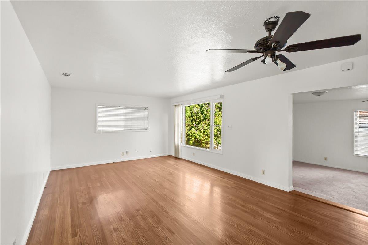 1213 Adel St, Modesto, CA 95350