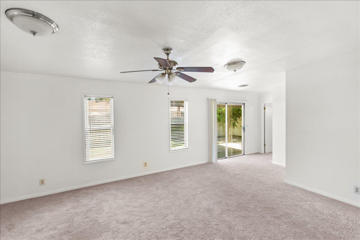 1213 Adel St, Modesto, CA 95350