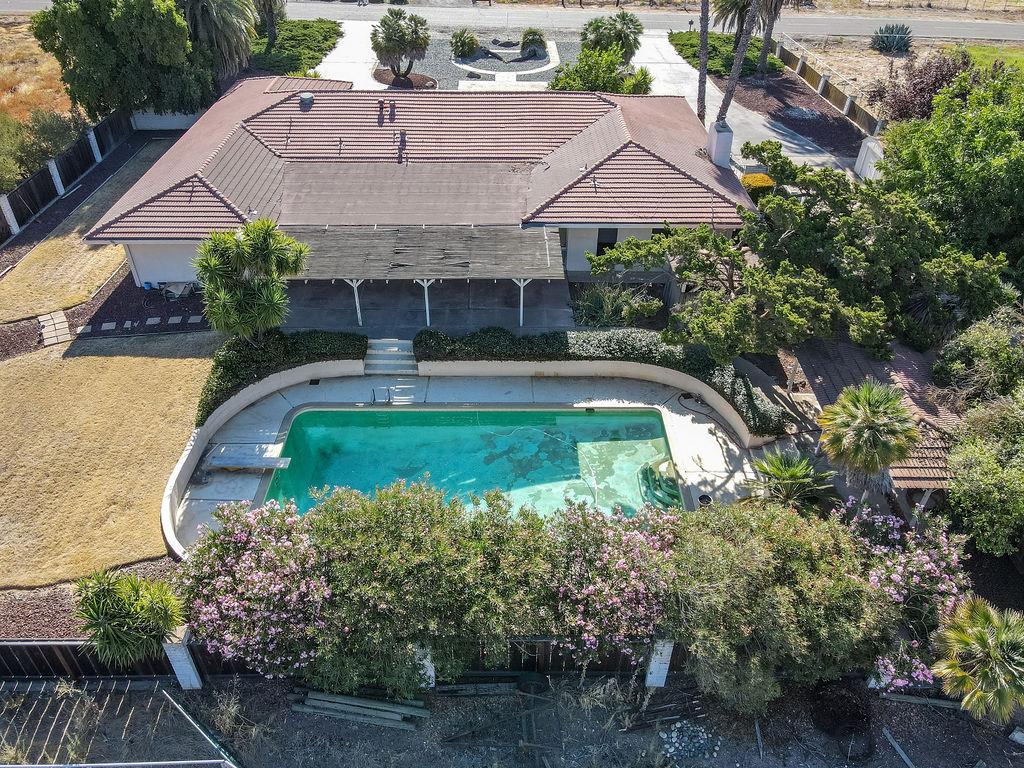 5869 Golf Rd, Merced, CA 95340