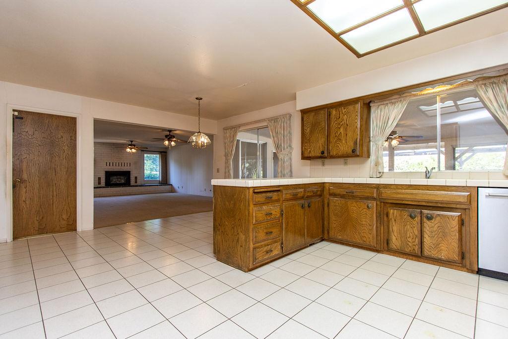 5869 Golf Rd, Merced, CA 95340