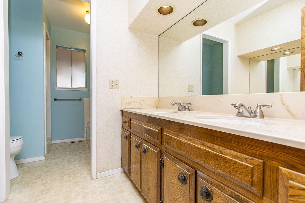 5869 Golf Rd, Merced, CA 95340