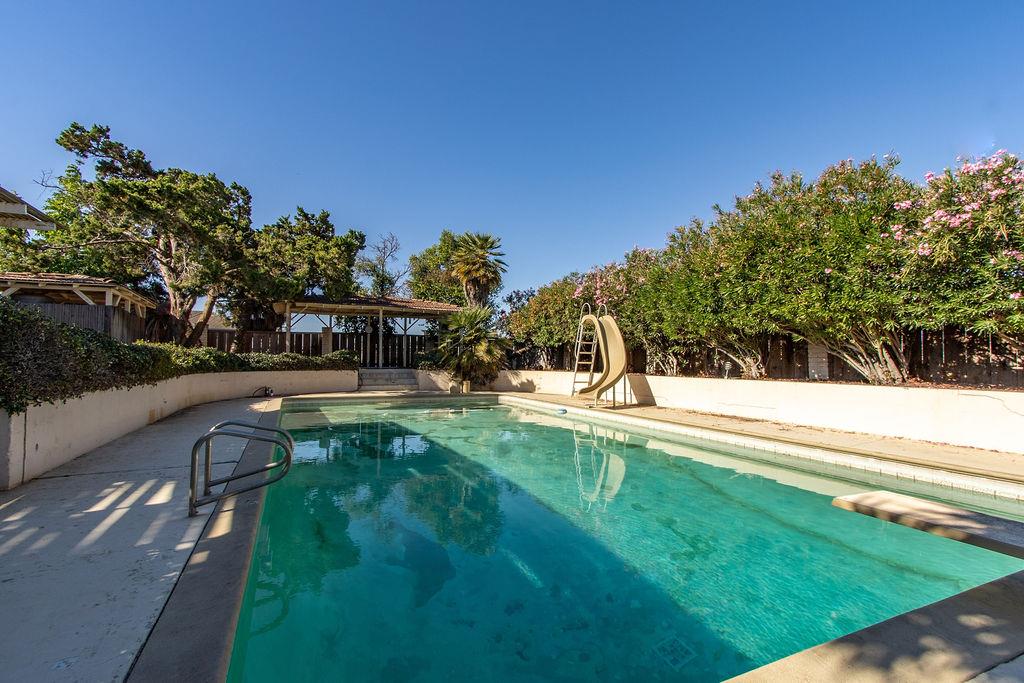 5869 Golf Rd, Merced, CA 95340