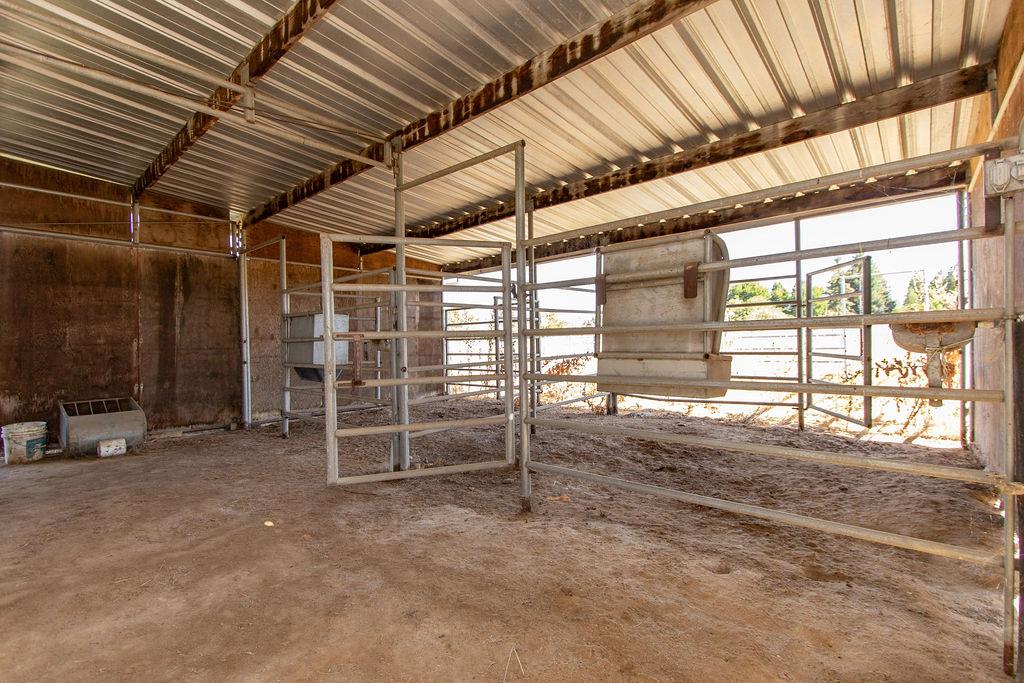 5869 Golf Rd, Merced, CA 95340