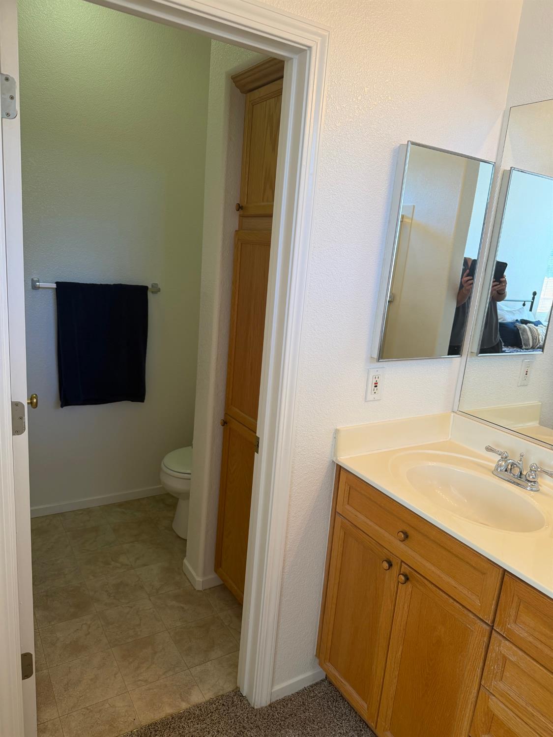 304 Peachcrest Ct, Oakdale, CA 95361