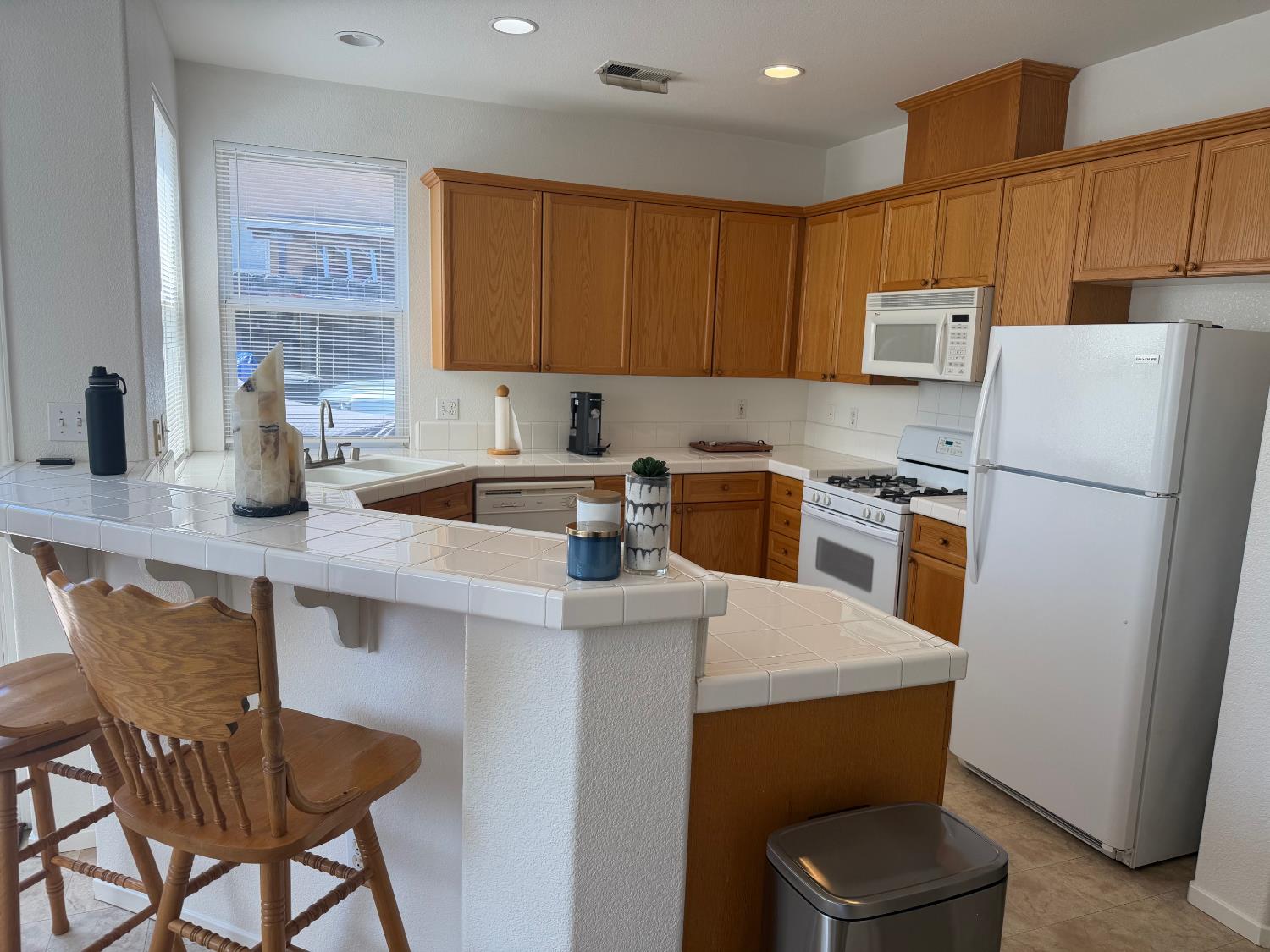 304 Peachcrest Ct, Oakdale, CA 95361
