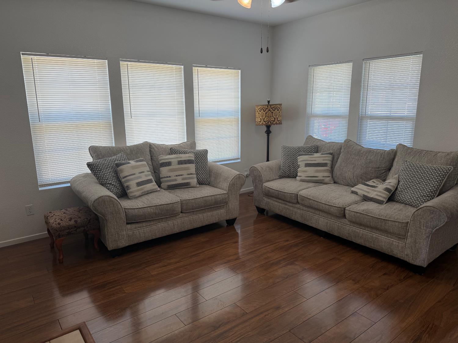 304 Peachcrest Ct, Oakdale, CA 95361