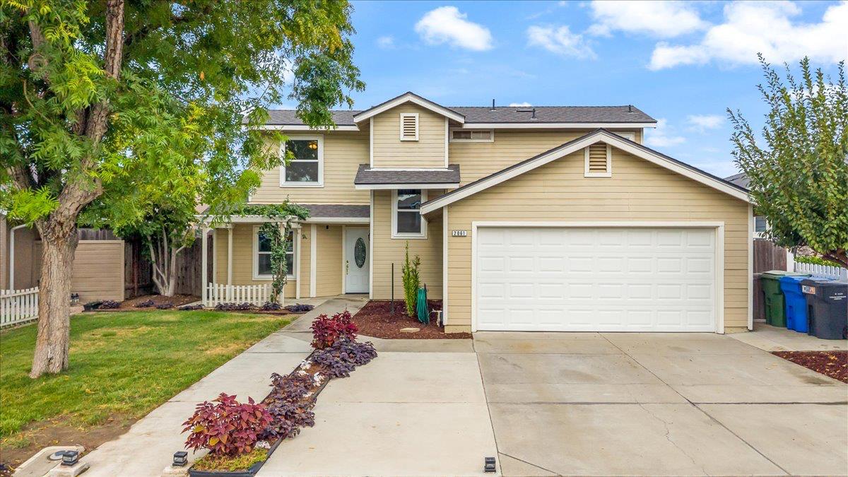 2061 Royal Wood Ln, Turlock, CA 95380