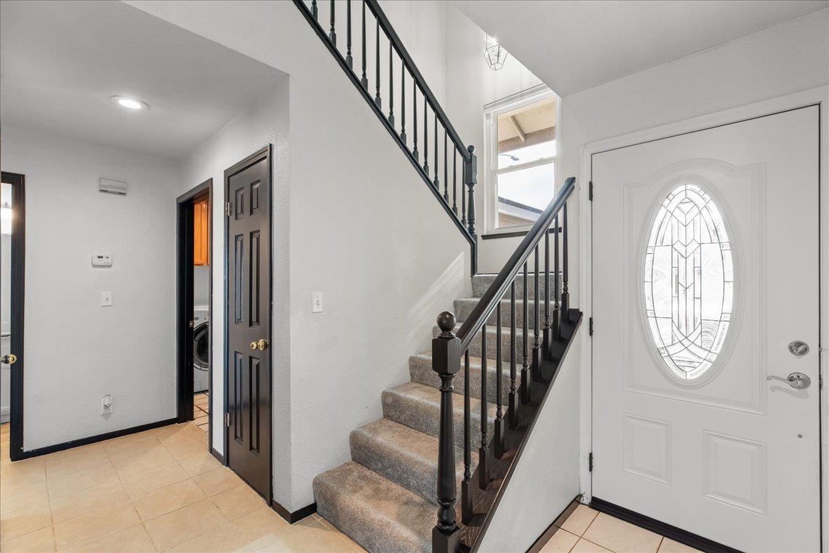 2061 Royal Wood Ln, Turlock, CA 95380