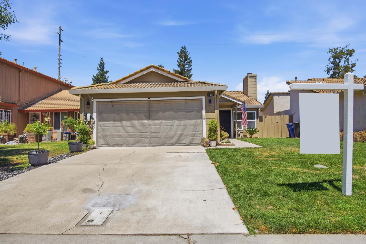 2853 Pamplona Way, Modesto, CA 95354