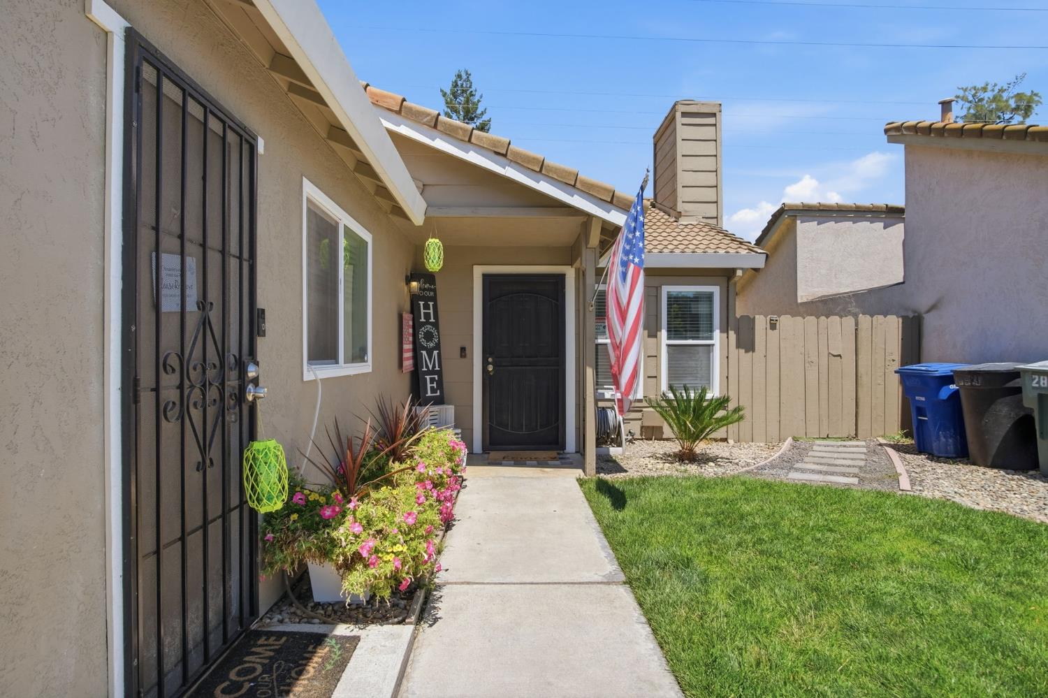 2853 Pamplona Way, Modesto, CA 95354