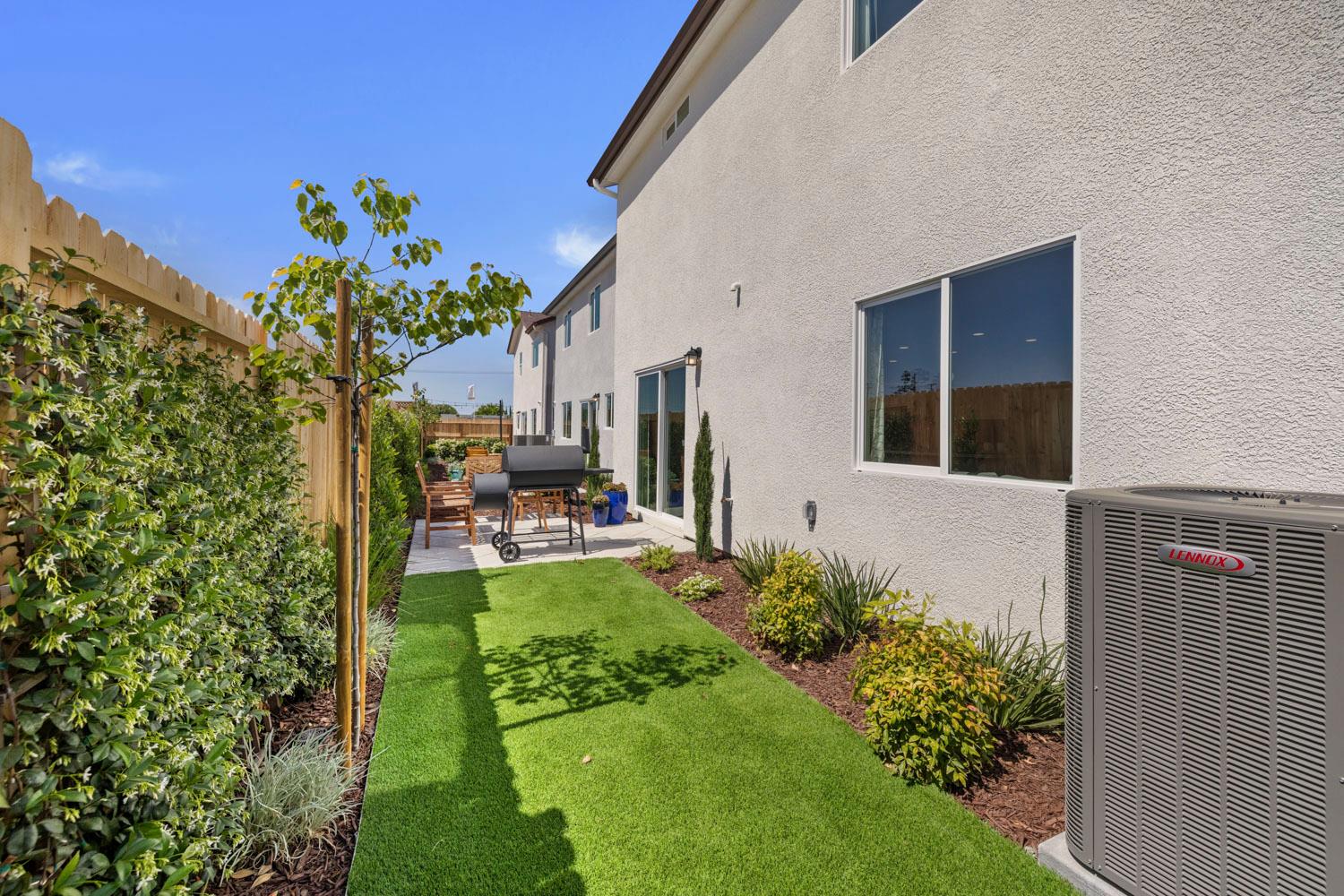 462 Quarto Dr, Turlock, CA 95380