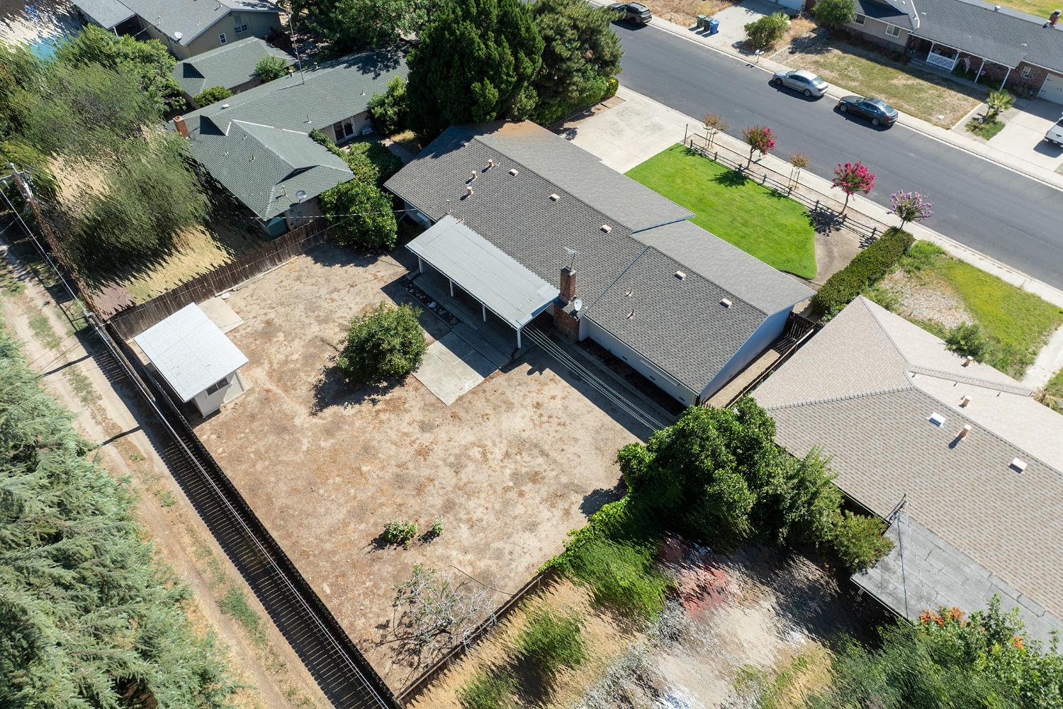 1317 Wallin Way, Modesto, CA 95351