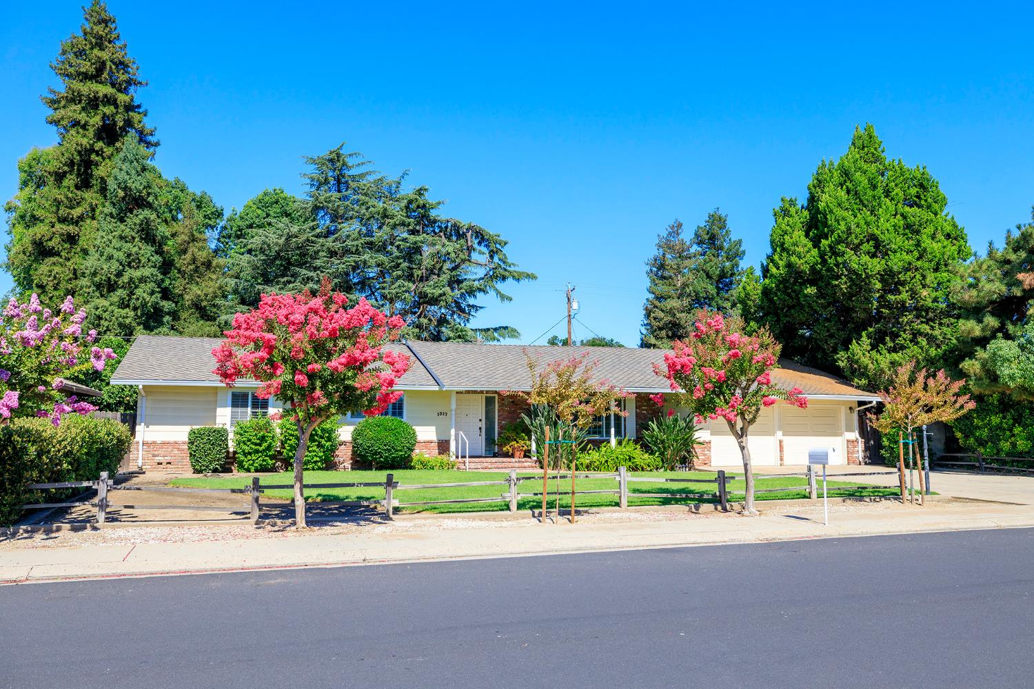 1317 Wallin Way, Modesto, CA 95351