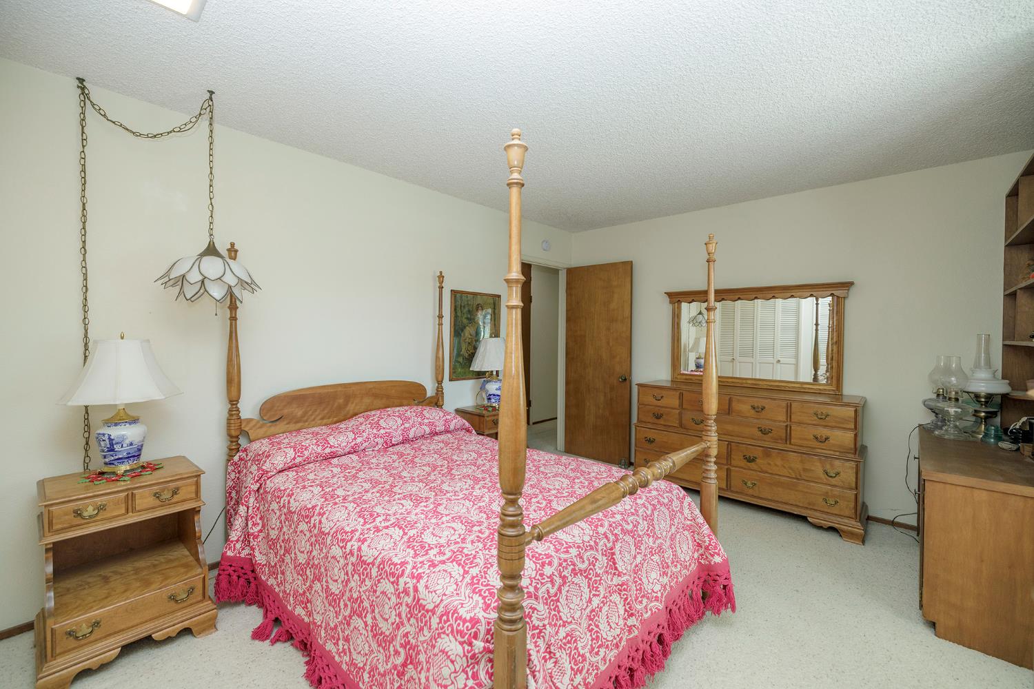 1317 Wallin Way, Modesto, CA 95351