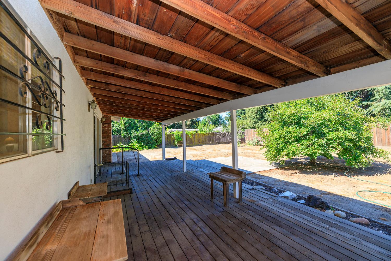 1317 Wallin Way, Modesto, CA 95351