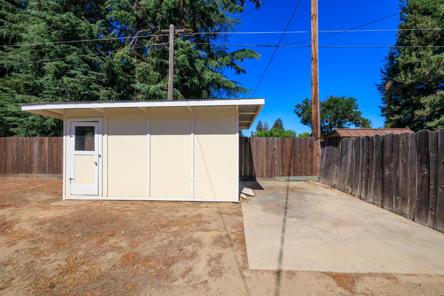 1317 Wallin Way, Modesto, CA 95351