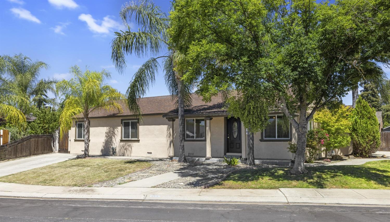 2109 Dee Ct, Modesto, CA 95350