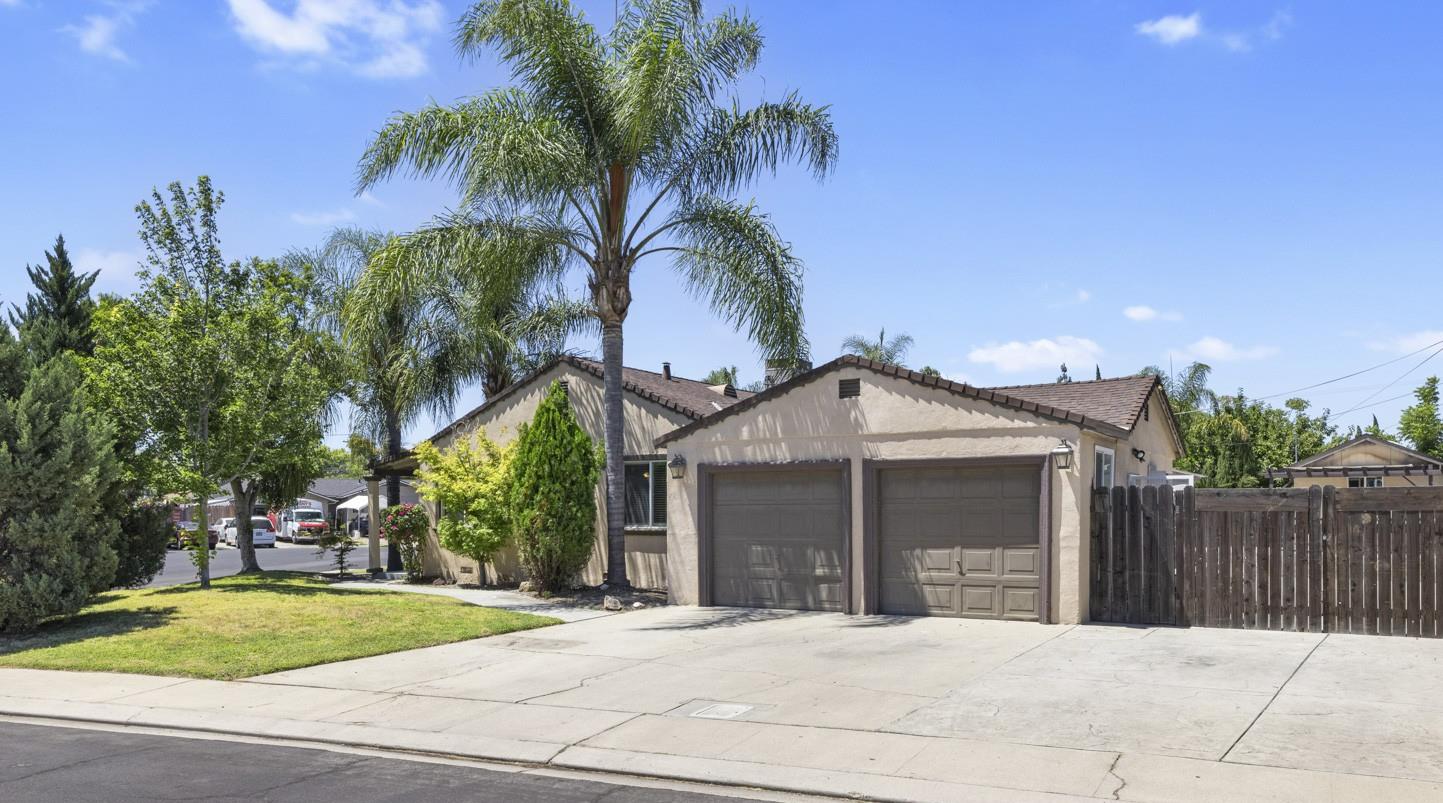 2109 Dee Ct, Modesto, CA 95350