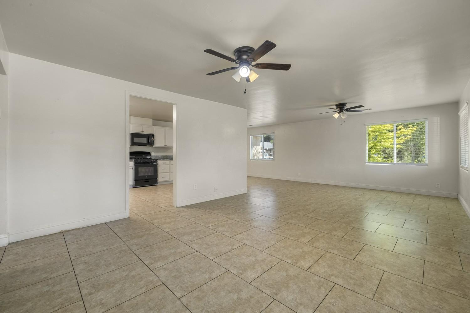 2109 Dee Ct, Modesto, CA 95350
