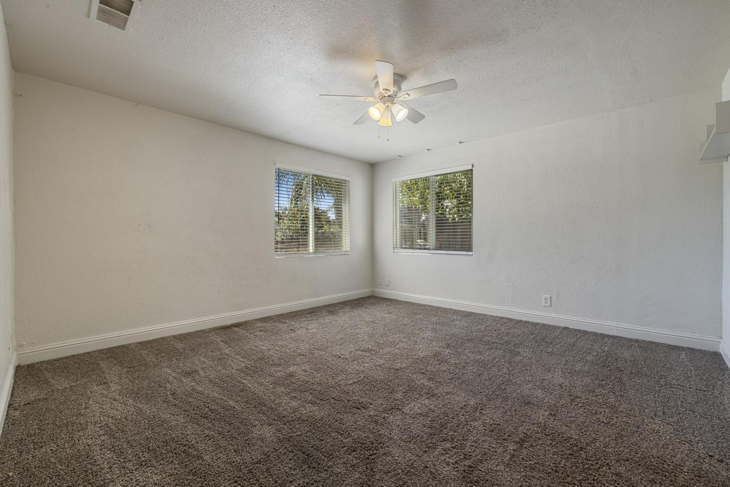 2109 Dee Ct, Modesto, CA 95350