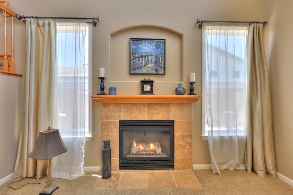 565 Bodeson Ct, Ripon, CA 95366