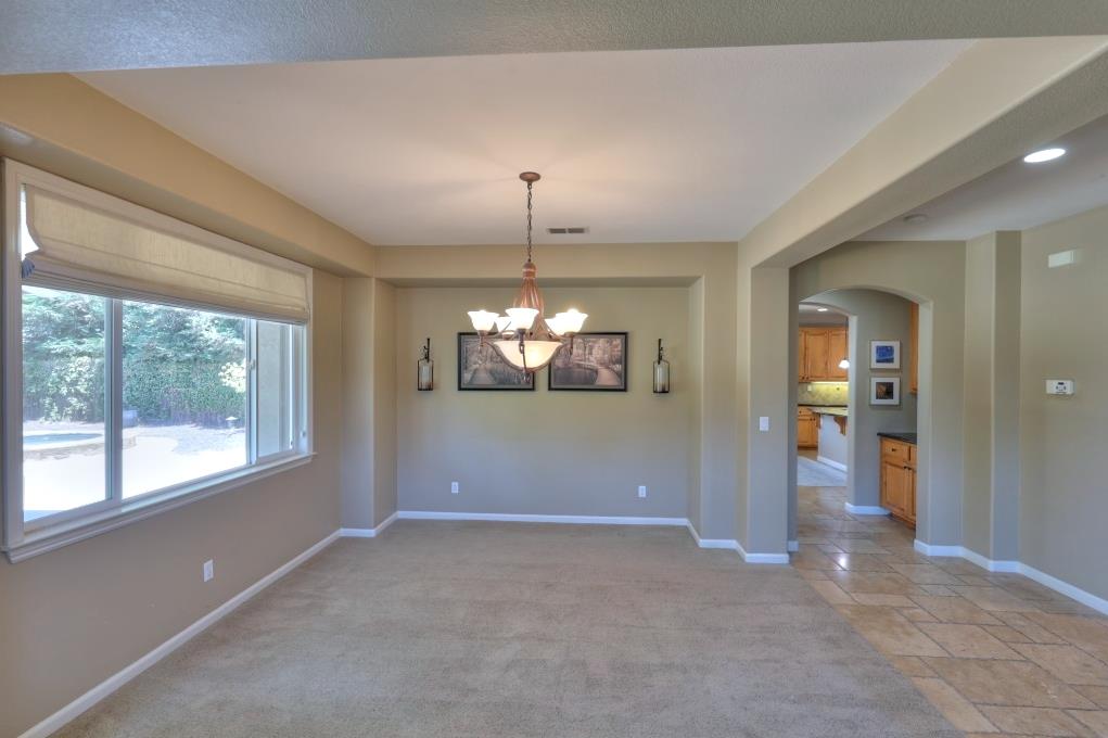 565 Bodeson Ct, Ripon, CA 95366