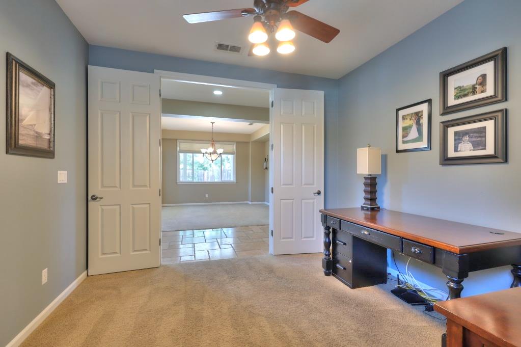 565 Bodeson Ct, Ripon, CA 95366