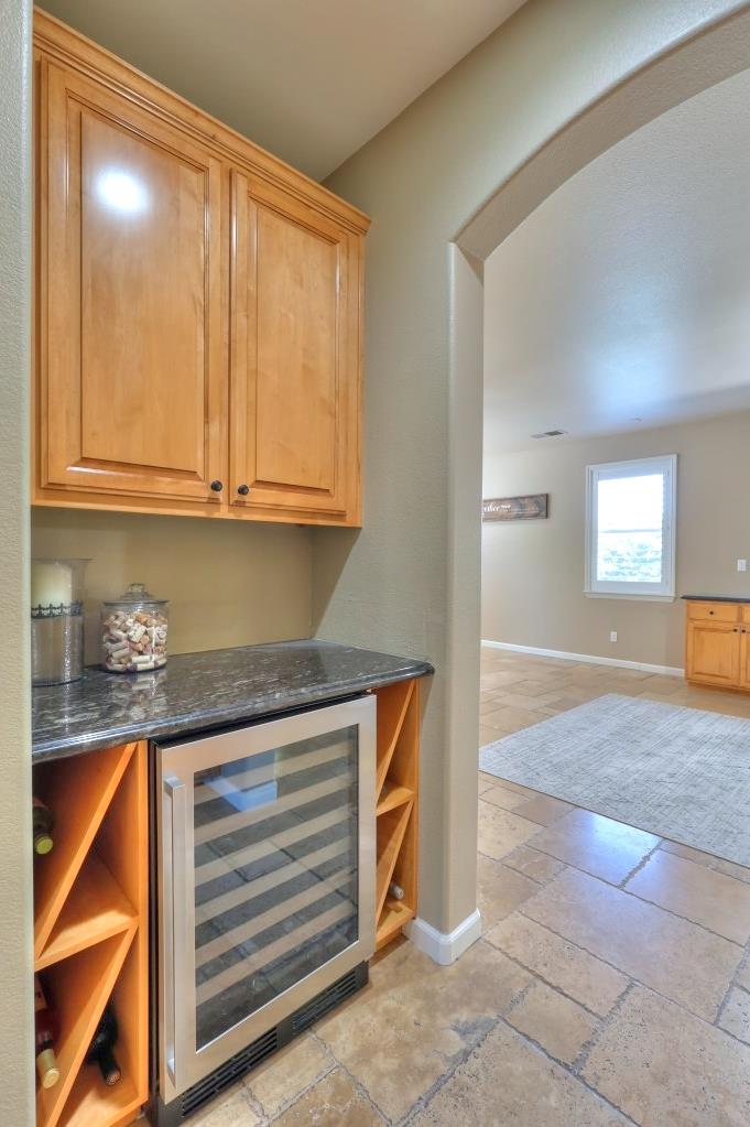 565 Bodeson Ct, Ripon, CA 95366