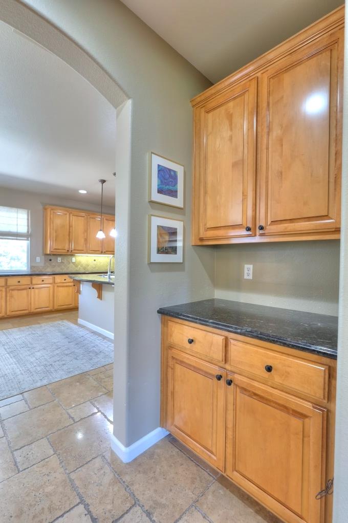 565 Bodeson Ct, Ripon, CA 95366