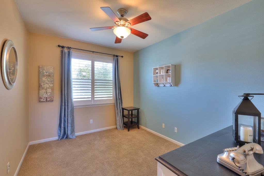 565 Bodeson Ct, Ripon, CA 95366