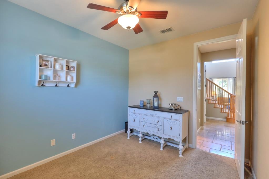 565 Bodeson Ct, Ripon, CA 95366