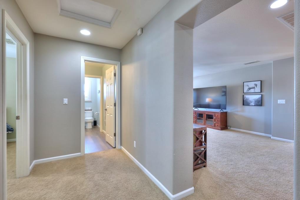 565 Bodeson Ct, Ripon, CA 95366