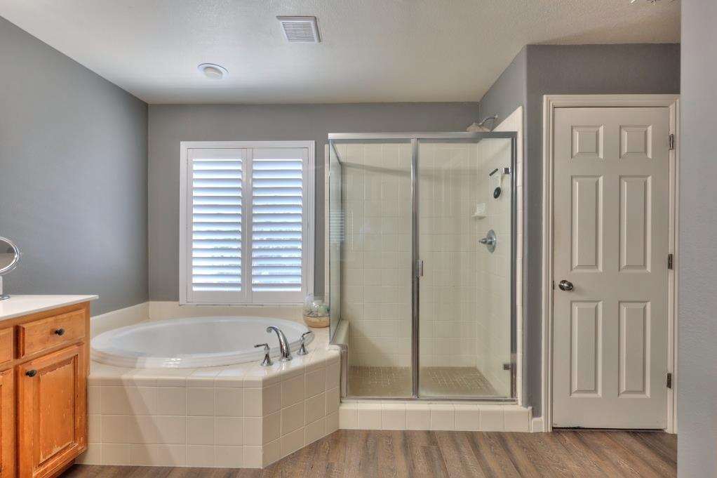 565 Bodeson Ct, Ripon, CA 95366