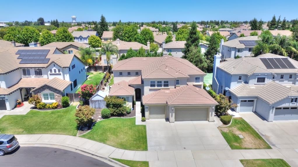 565 Bodeson Ct, Ripon, CA 95366