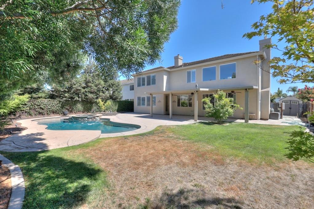 565 Bodeson Ct, Ripon, CA 95366
