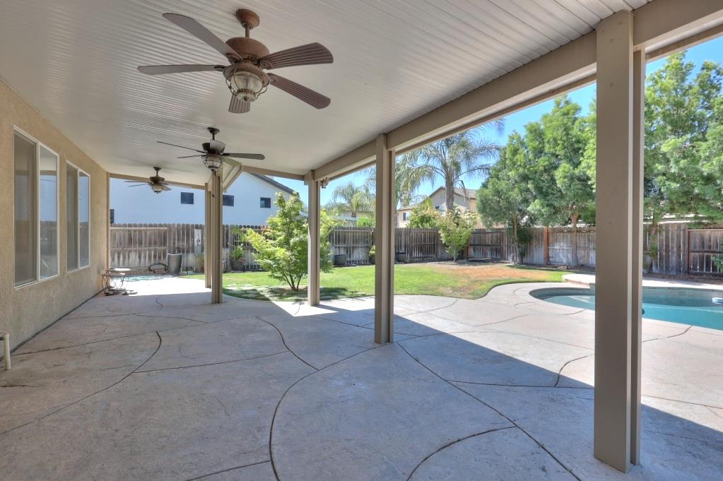 565 Bodeson Ct, Ripon, CA 95366