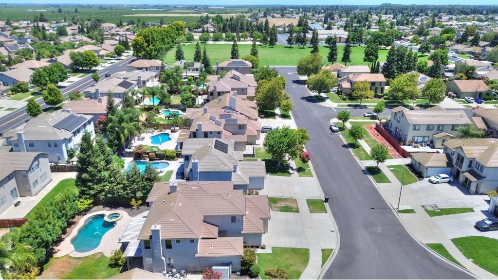 565 Bodeson Ct, Ripon, CA 95366