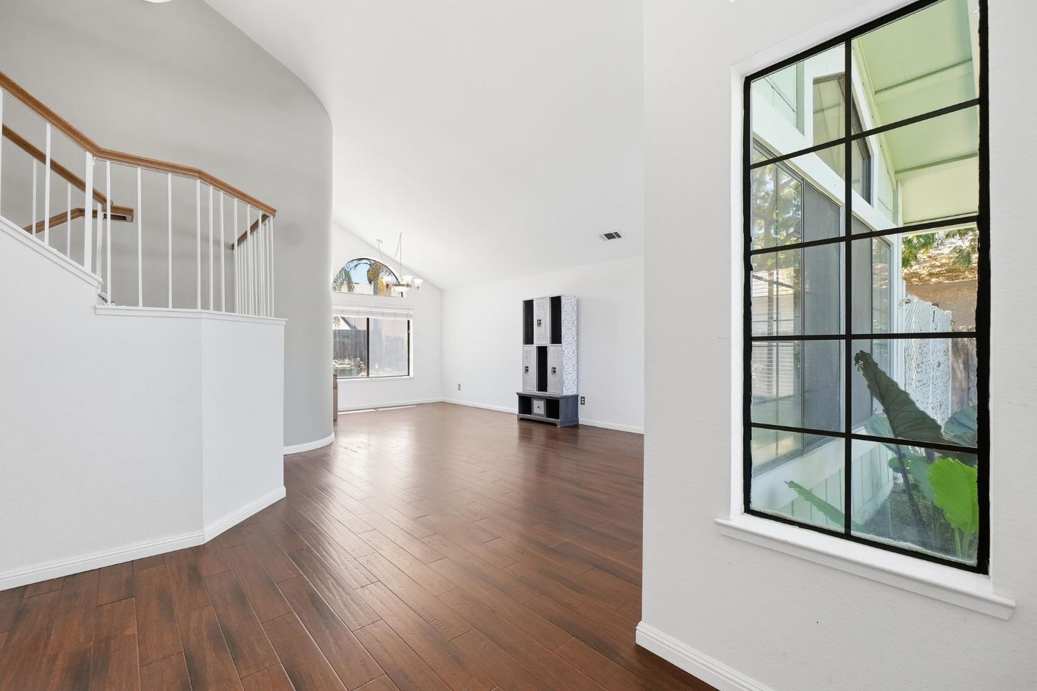 1552 Parkview St, Manteca, CA 95337
